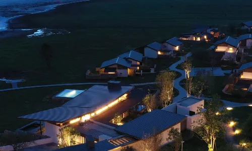 Lanyond Hotle(Lugu Lake)