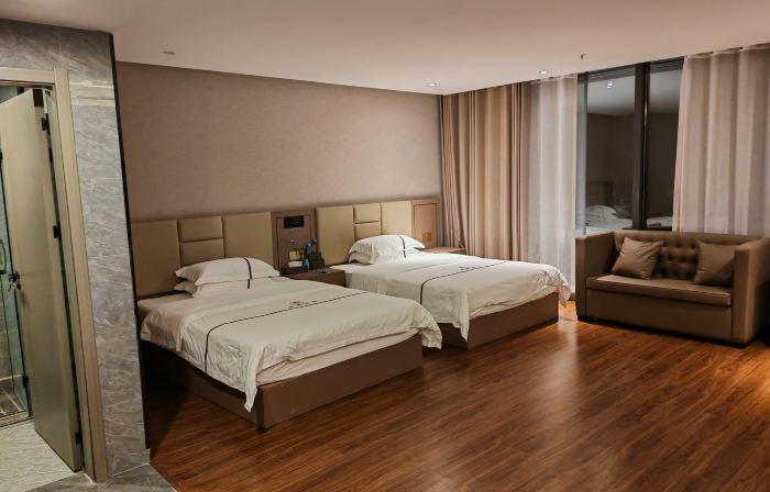 Tongjiang Xiangrui Hotel