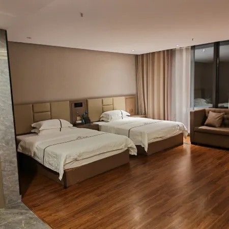 Tongjiang Xiangrui Hotel
