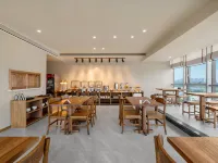 Yunzhong Yashshe · Private Tang Hotel (Leshan High-speed Railway Station Branch) Hotels in Leshan