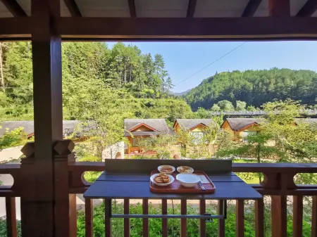 Huiye Courtyard Отели рядом с достопримечательностью «Anfu Temple (liubowengulilvyoujingqu)»