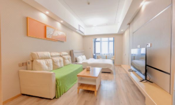 Soda Hotel Apartment (Qingdao Wusi Plaza Ningxia Road Subway Station)