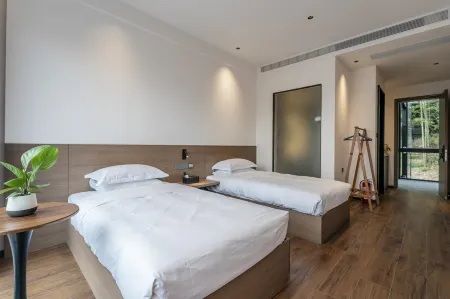 Xingyin Buli Homestay in Tiantai Отели рядом с достопримечательностью «Shiliang Waterfall»