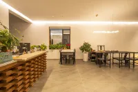 왕 산젠·윰셈 산펑지 베드 앤 브렉퍼스트