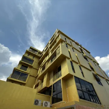 Breezewood BKK Hotel Отели рядом с достопримечательностью «Станция метро Wong Sawang»