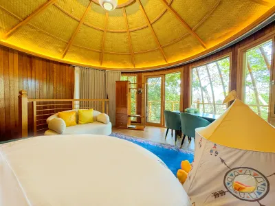 LiuLangCheng  Xiancao Secret Realm Homestay 광난 호텔