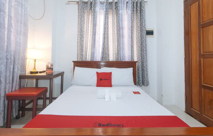 RedDoorz near LRT 2 Antipolo Station