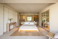 Nanjing Danxi · Zhenzhuquan Hot Springs Lakeside Mountain Lodge