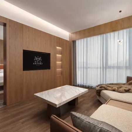 Perlora Hotel Hotels in Qinglong