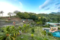 Aruna Senggigi Resort & Convention - Beach
