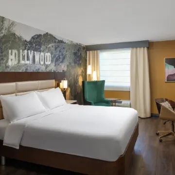 Hilton Garden Inn Los Angeles / Hollywood Отели рядом с достопримечательностью «Улица Сансет-стрип»