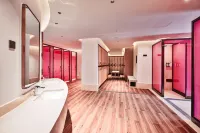Howard Johnson Hot Springs Plaza Yinghuashan - น้ำพุร้อน