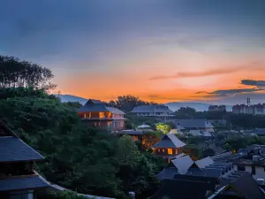 Xishuangbanna Jinghong Suyinbanshan Panoramic Villa Holiday Homestay