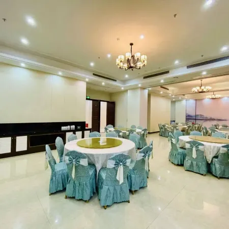 Yufeng International Hotel