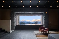 Deqin Meri Poodom - Boutique