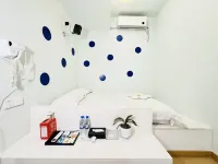 Naisi House