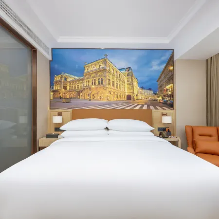 Vienna Hotel (Beihai City Hall Old Street)
