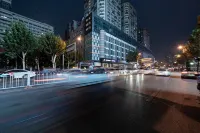 Ease Hotel (Wuhan Zhongshan Avenue Hanzheng Street Metro Station) Hotels in Wuhan