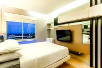 SkyHaven Greenbay Apartment in North Jakarta Hotel di Pluit