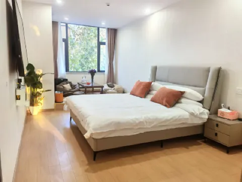 Nuansing Pavilion Chinese Inn (Yangzhou Dongguan Street Heyuan) Hotels near Pishi Street