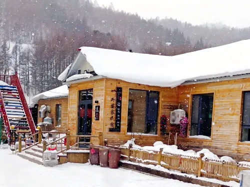 Hengdaohezi Town Waipojia Homestay (Qilidi)