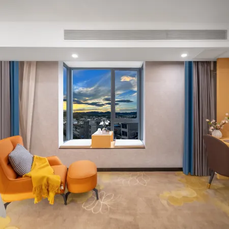 Shengting Smart Hotel (Ruili Branch)