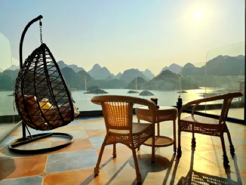 Qingyuan Yingyueju Homestay Hotels near Peach Blossom Lake