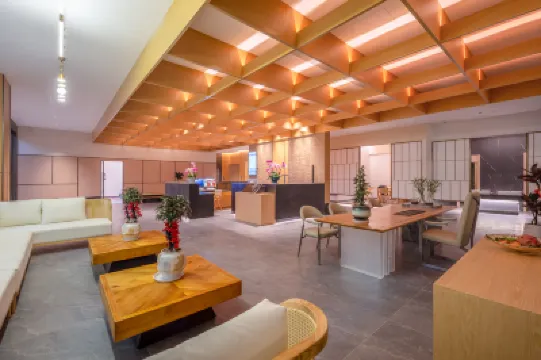 柒遇裏酒店（高鐵東站五公祠店） 鄰近五公祠的酒店