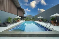 Swiss-Belinn Cawang - Rooftop Pools