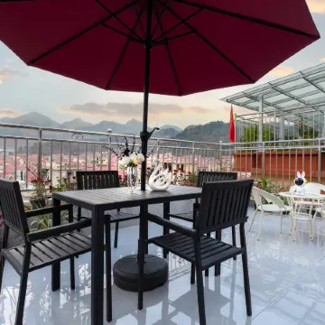 Pingtang Junhe Garden Hotel