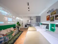 Duoduo B&B (Chongqing Jiefang Monument Hongya Cave Store)