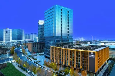 Vientiane Hotel (Zhengzhou Airport Shuanghe Lake Central Park Branch) Hotels near Zhengzhou Garden Expo