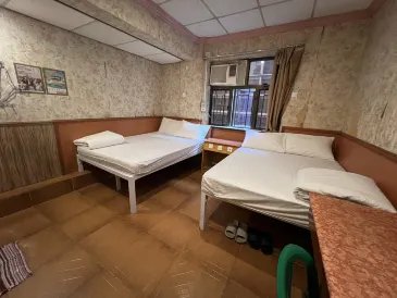 HK Peaceful Guesthouse