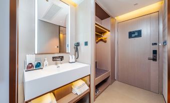 Lavande Hotel (Changzhou Railway Station Qingguo Lane)