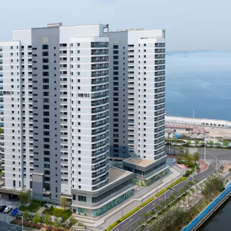 Tanyue Seaview Hotel (Zhanjiang Jinshawan Beach Wanda Plaza Branch)