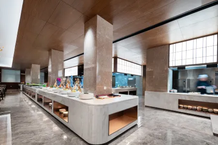 Jinyue International Hotel Отели в г. Жунчэн