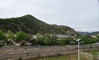Yunqiu Mountain Mountain View Homestay