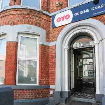 OYO Queens Quarter Hotel Exterior