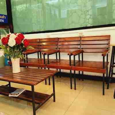 頂峯人生酒店 Hotel Exterior