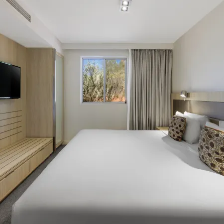 Emu Walk Apartments Отели в г. Юлара