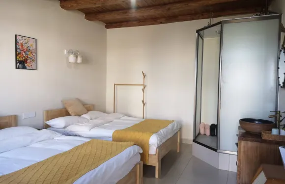 伴山攬月精品民宿