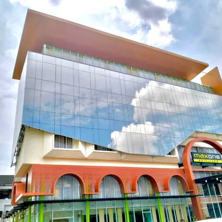 MaxOneHotels at Vivo Palembang