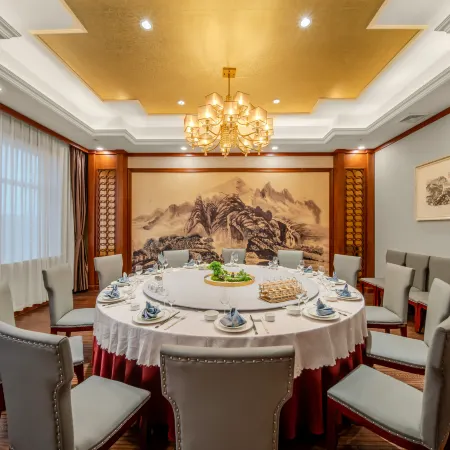 Mount Taishan Hotel