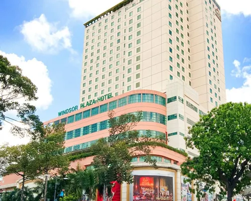 Windsor Plaza Hotel Hoteles cerca de Distrito 8
