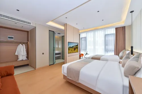 Source Homestay