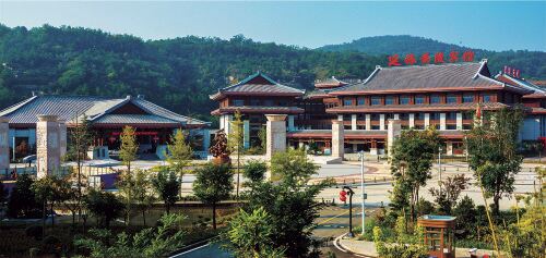 Yanlu·Huangling Hotel