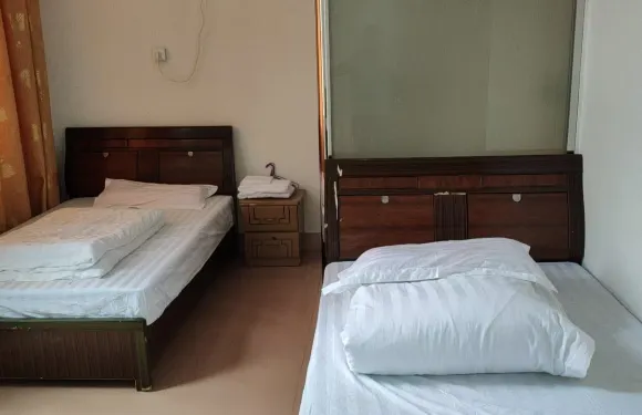 平和假日旅館