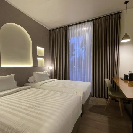 Azana Essence Sanggabuana Bogor