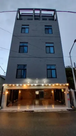 Geojedo Okpo Jinwoo Prestige Hotel Отели в г. Кодже