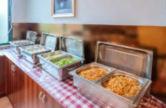 Huayi Youjia Hotel (Shaoguan Qujiang District Nanhua Temple)